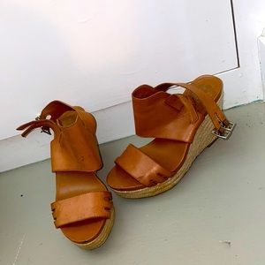 Vince Camuto Wedges